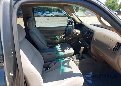 2004 Toyota Tacoma Prerunner из США, поврежденный, VIN 5TEGM92N24Z381002